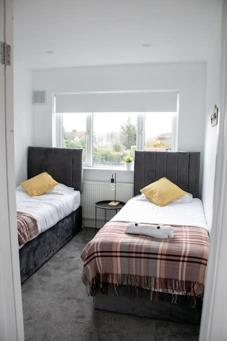 דירות סאות'אנד און סי Stylish Retreat In Leigh-On-Sea מראה חיצוני תמונה