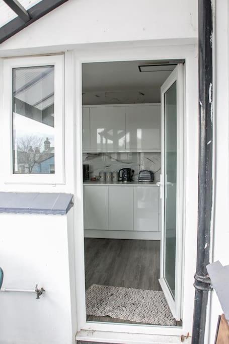 דירות סאות'אנד און סי Stylish Retreat In Leigh-On-Sea מראה חיצוני תמונה